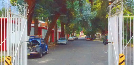 Puertas para calles privadas